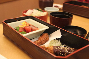 得了灰指甲會有哪些癥狀?