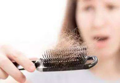 秋天要防脂溢性脫發