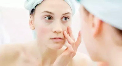 臉長期發紅是什么原因造成的