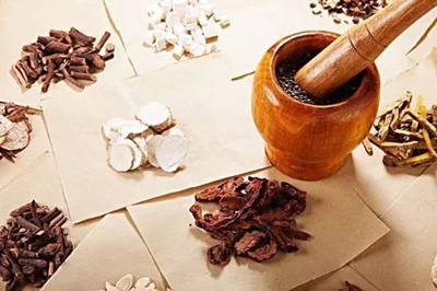 毛周角化癥怎么治